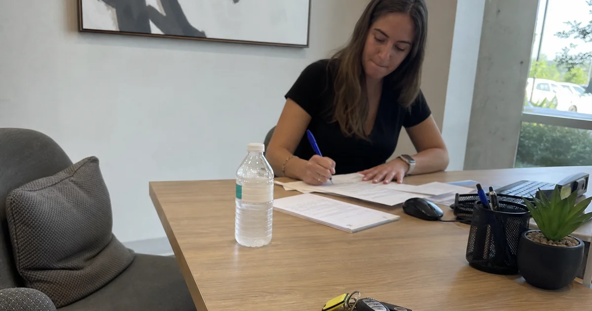 Renter starting an apartment search during summer 2026 lease season
